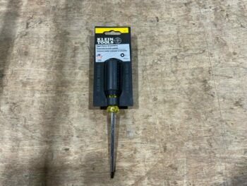 KLEIN  #1 SQUARE  4" GREEN  SCREWDRIVER
